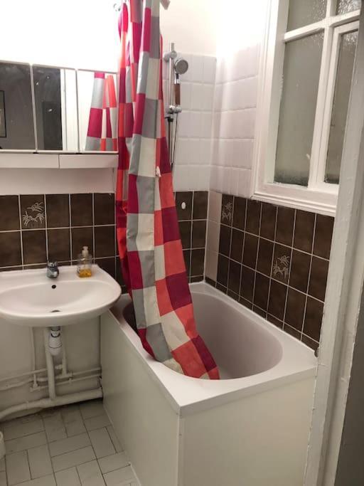 Beau Appartement,Proche De Metro 巴黎 外观 照片